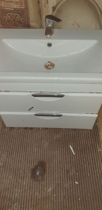 Раковина с тумбой бу