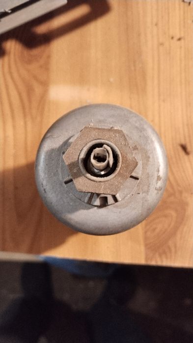 Запчасти Мерседес 124