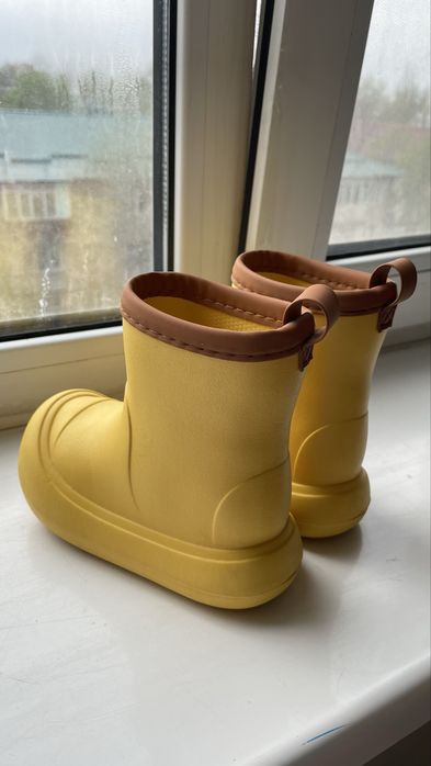 Сапожки резиновые 24-25 р