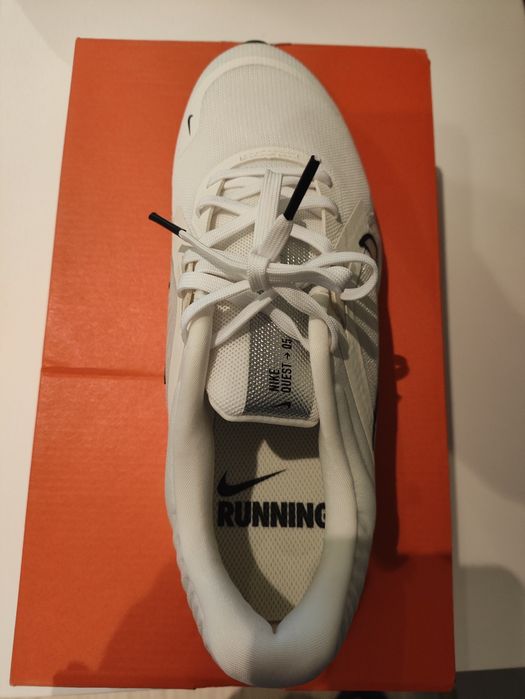 Дамски обувки Nike Quest 5