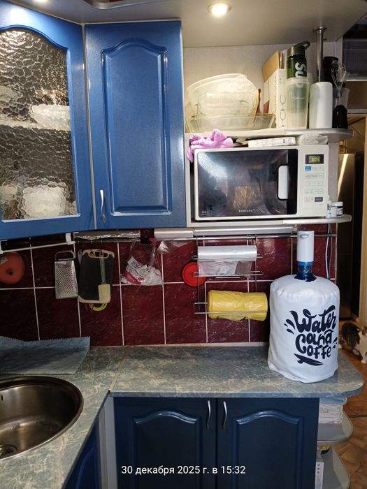 Продам кухонный гарнитур б/у