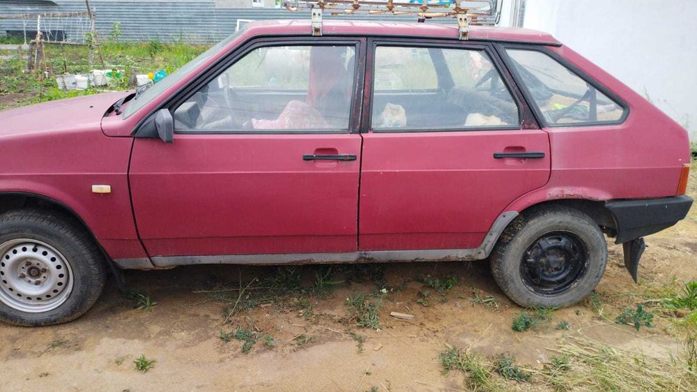 Продам ВАЗ 21093