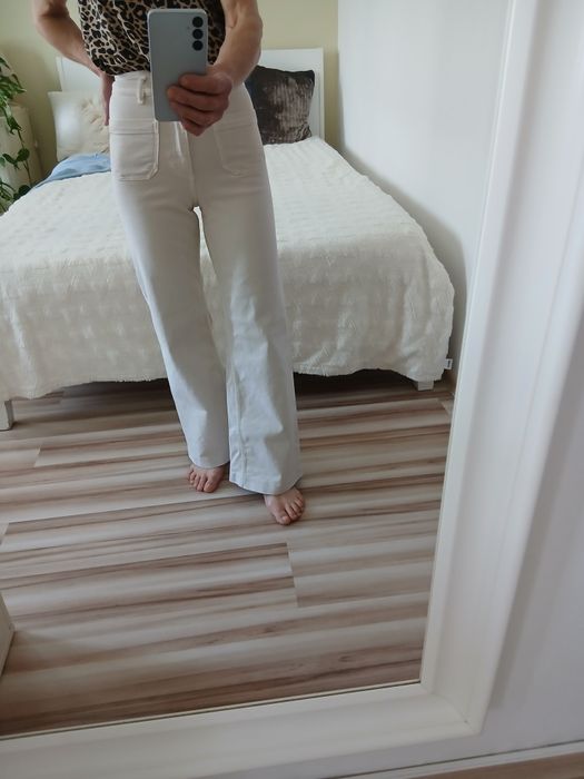 Blugi zara impecabili noi fara eticheta