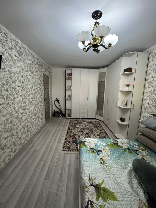 продается 3 комн кв р-н Ремзавод