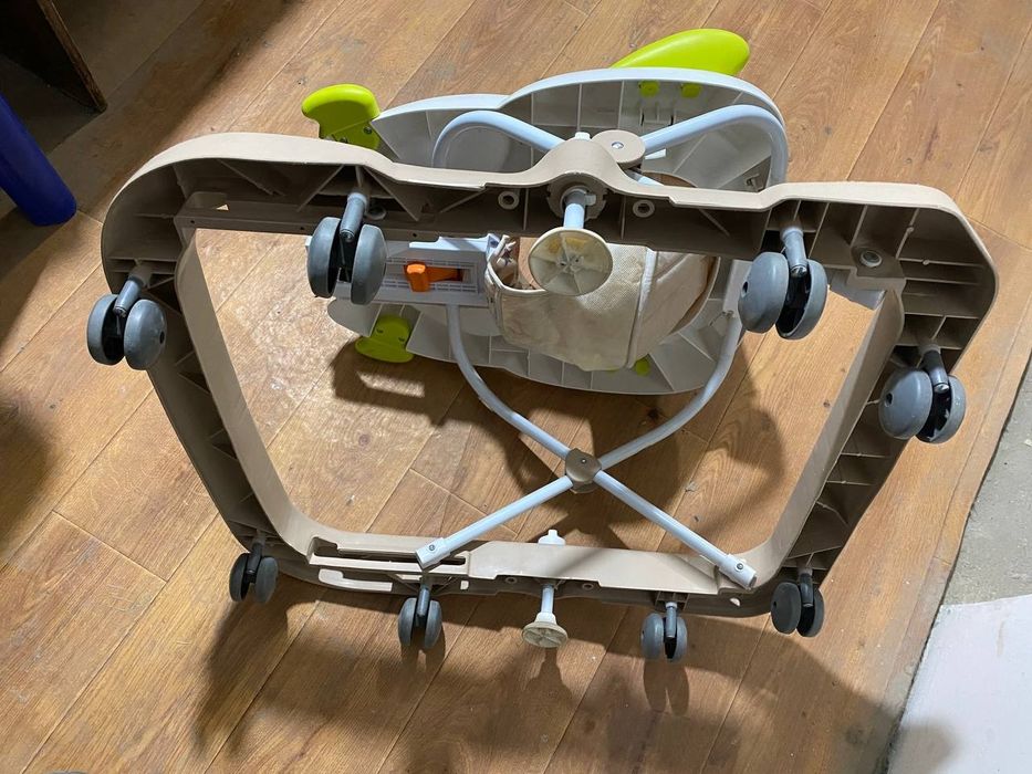 Детский ходунок. Б/У.