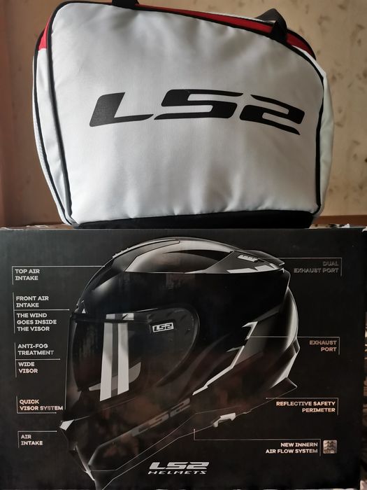 Каска за мотор LS2 Challenger F