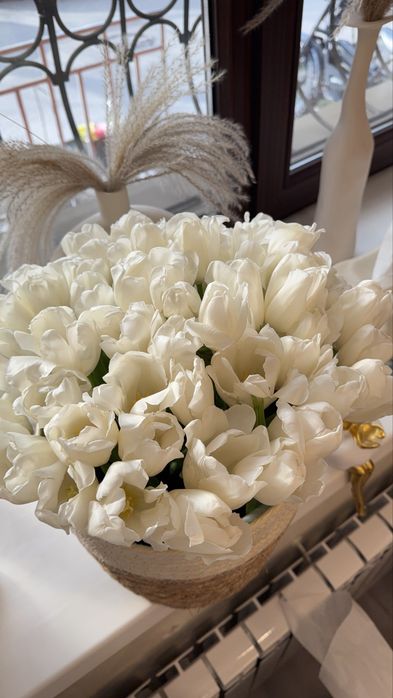 Тюльпан 51 шт вчерашний в корзине