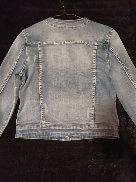 Дънково яке с камъчета