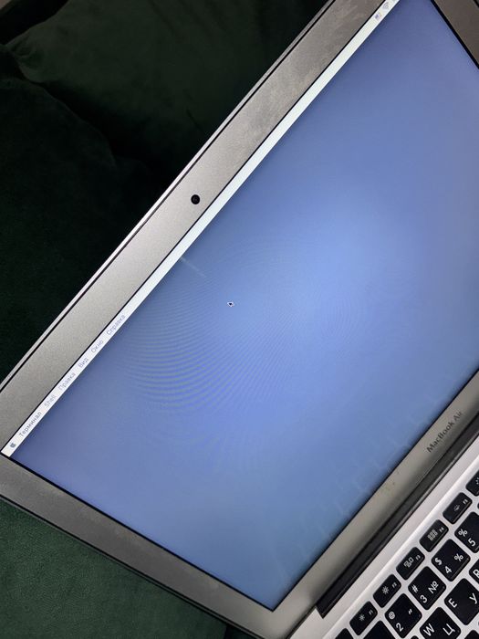 MacBook Air 13″ 2017 (A1466)