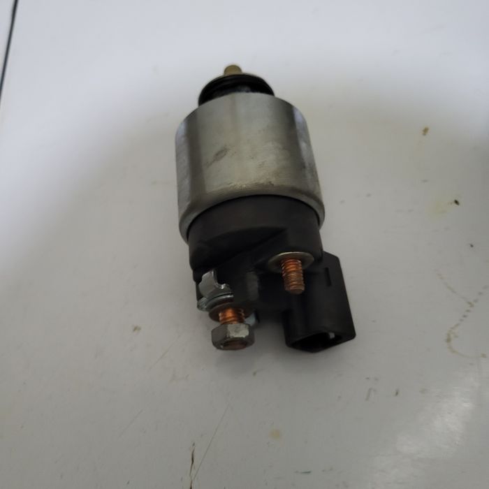 Реле  стартера новый  киа рио