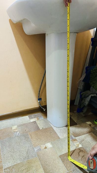 Раковина с пьедесталом