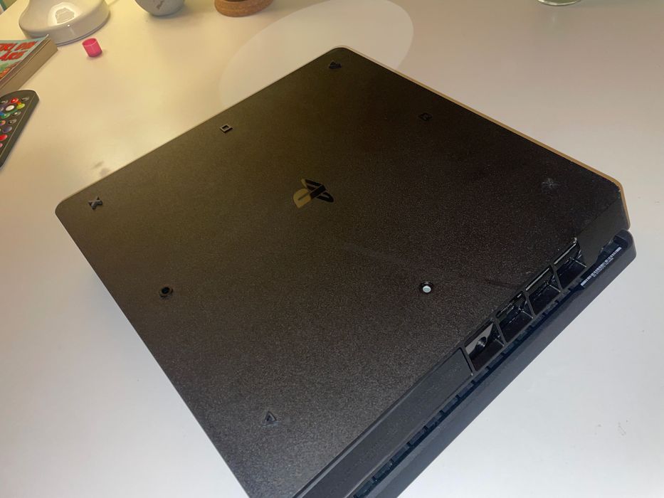 Ps4 slim pentru piese