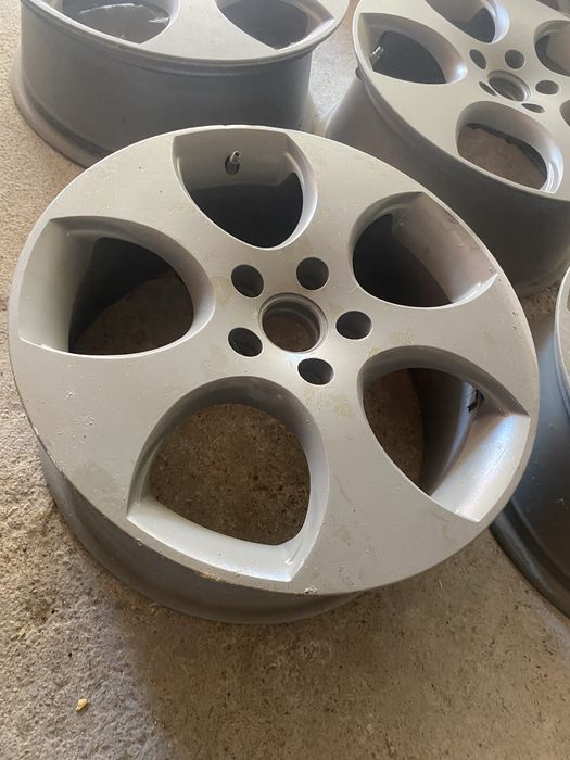 Jante Gti R17 - Nardo Grey
