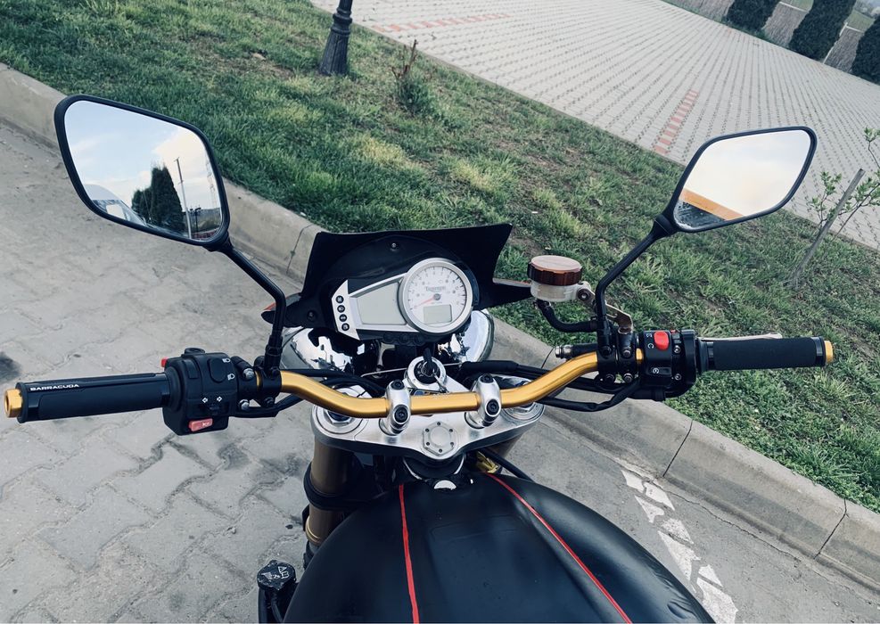 Triumph Speed Triple 1050