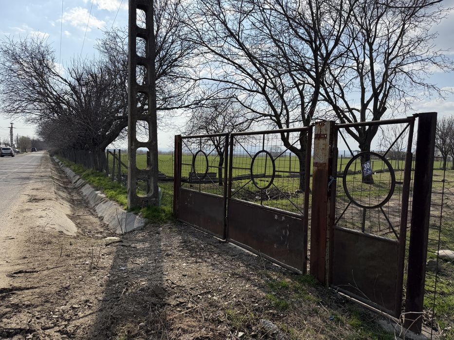 Vand ferma agricola 13 ha Autostrada A7