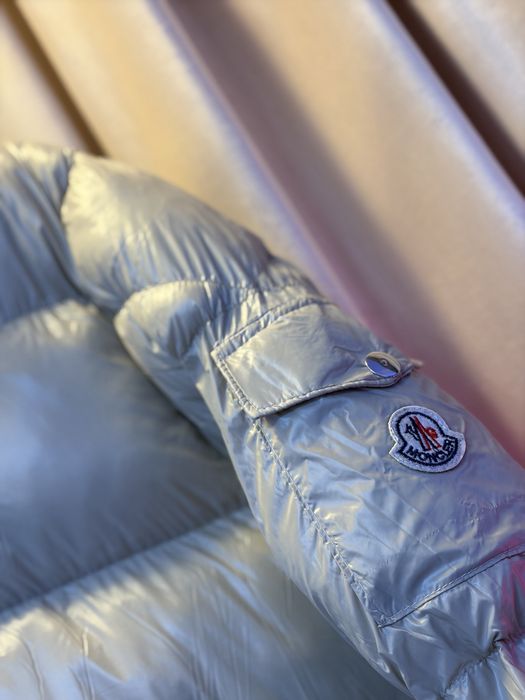 Geaca M.O.N.C.L.E.R crem