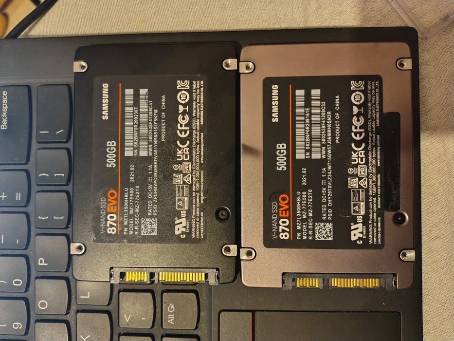 2x SSD Samsung 870 EVO 500GB