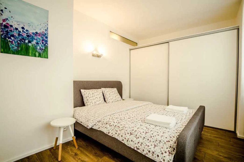 Дава се под наем Двустаен апартамент в Пловдив, Старият град - 54 кв.м за 357 € - Снимка #3