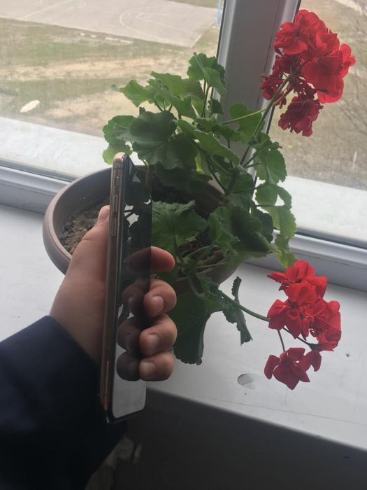 Айфон хс 64гб ёмкость 76