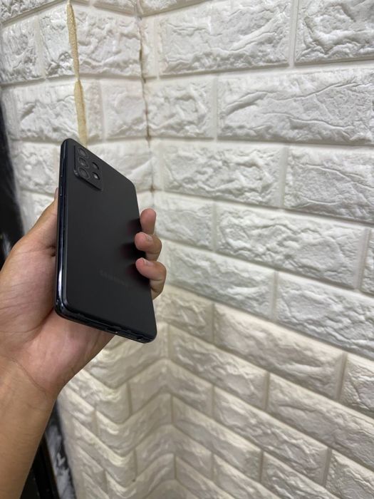 Samsung a52 holati ideal 8/256 gb