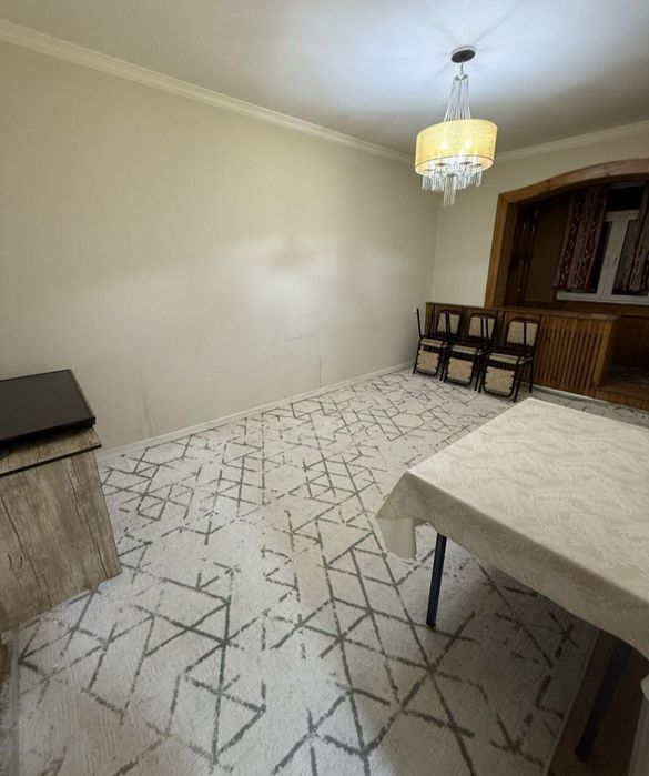 М.Улугбекский район Ялангач 2*4*4 всё есть Отличная квартира