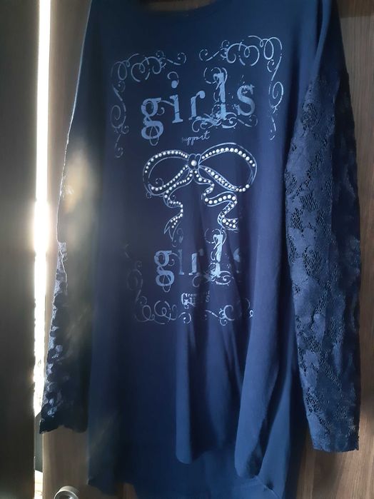 Bluza Guess  fete 12 ani purtata o data