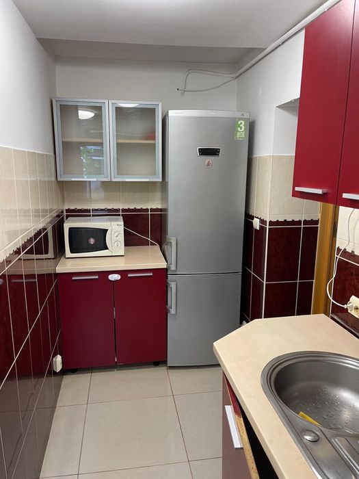 Inchiriez apartament 3 camere, 70m2, zona Armoniei