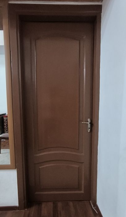 Продам межкомнатные двери