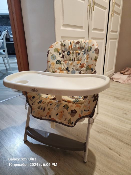 Стульчик для кормления Joie