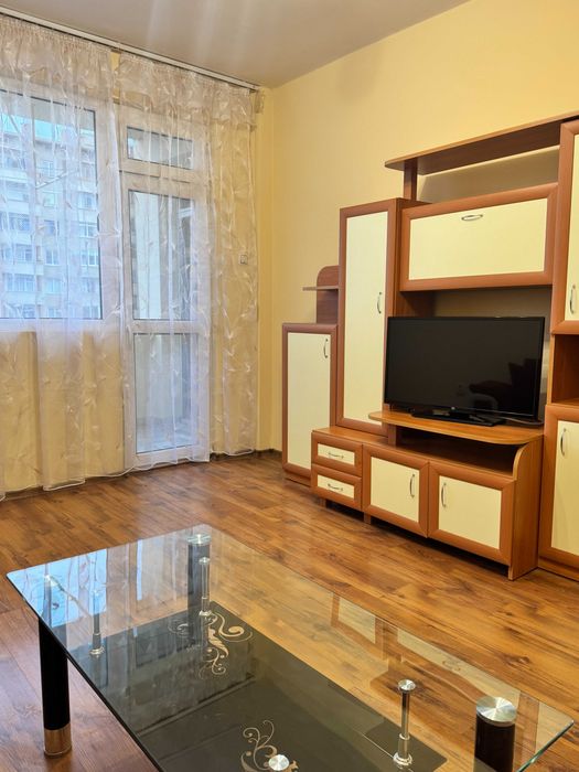 Дава се под наем Тристаен апартамент в Стара Загора, Център - 65 кв.м за 350 € - Снимка #3