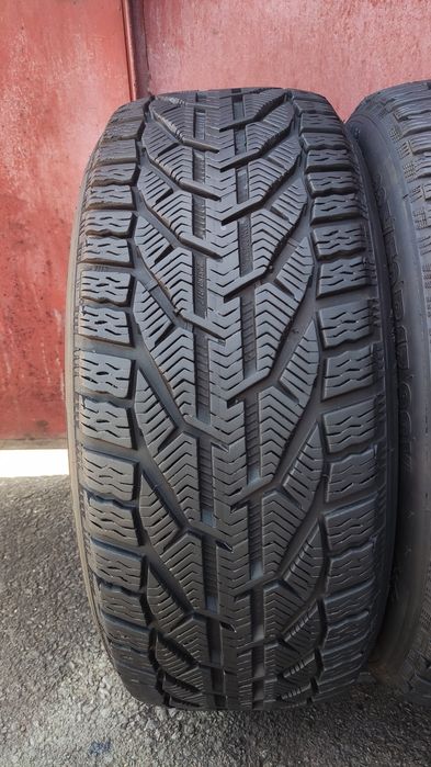 4бр. зимни гуми 225/50/17 Tigar Winter, dot23 dot23 8+mm Добро състоя ...