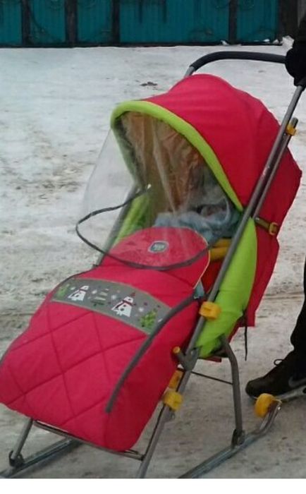 Продам санки в хорошем состоянии