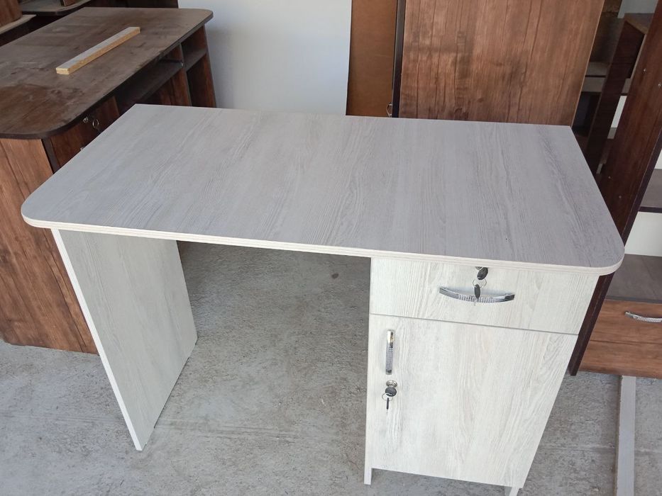 Письменный  Стол от производителя