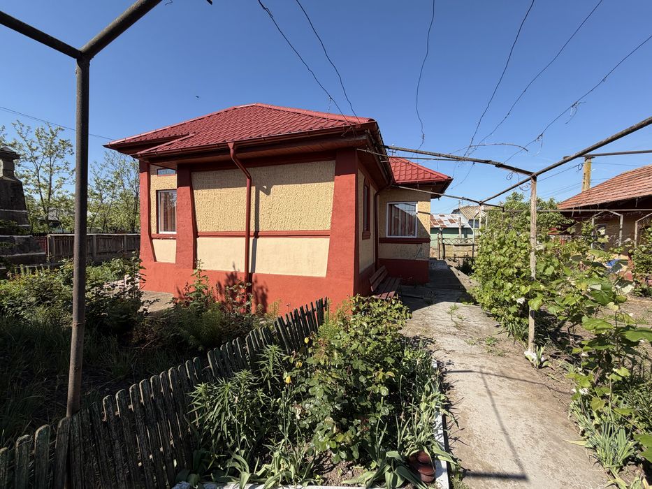 Teren cu Casă și Anexe – Comuna Boldești-Grădiștea, sat Grădiștea