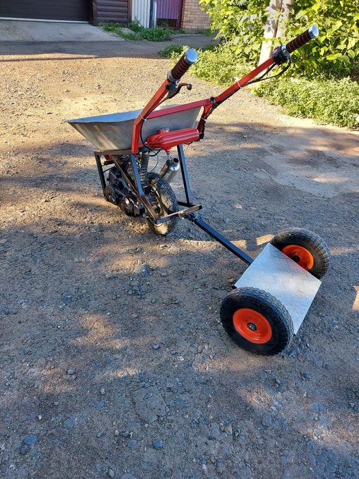 Продам тележку с мотором