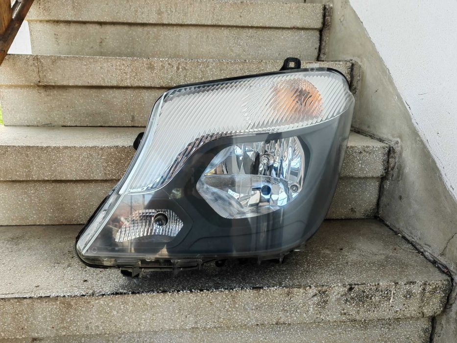 Фар Mercedes Sprinter 2013-18г. Ляв / Фар Мерцедес Спринтер Оригинален