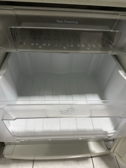 Срочно продам холодильник