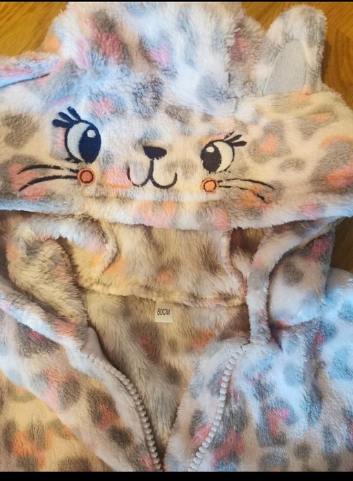 Costumas gros pentru fetite, cu tot cu talpic, marimea 80