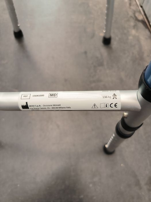 Cadru de mers fix KD, aluminiu, pliabil și reglabil – Stare Impecabilă