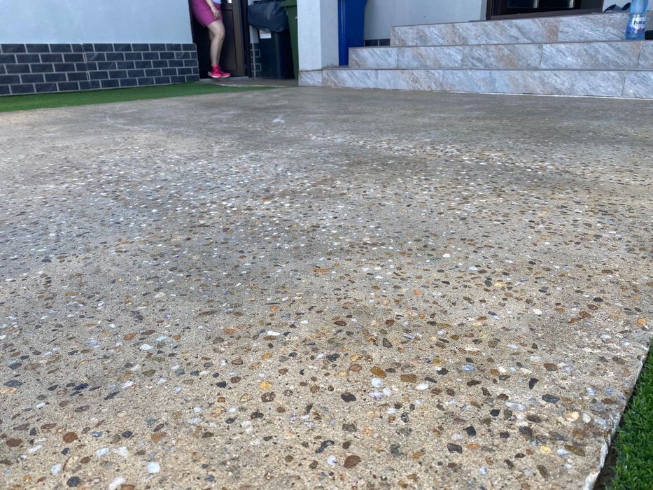 Slefuire beton , sapa , curatare adeziv , egalizare , slefuitor