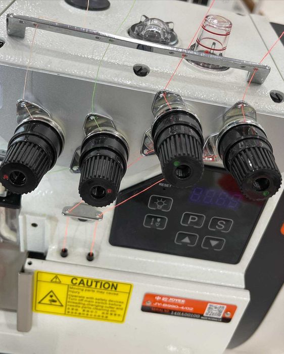 JOYEE JY-B999-4-ED2 Оверлок 4-Ниточная машина