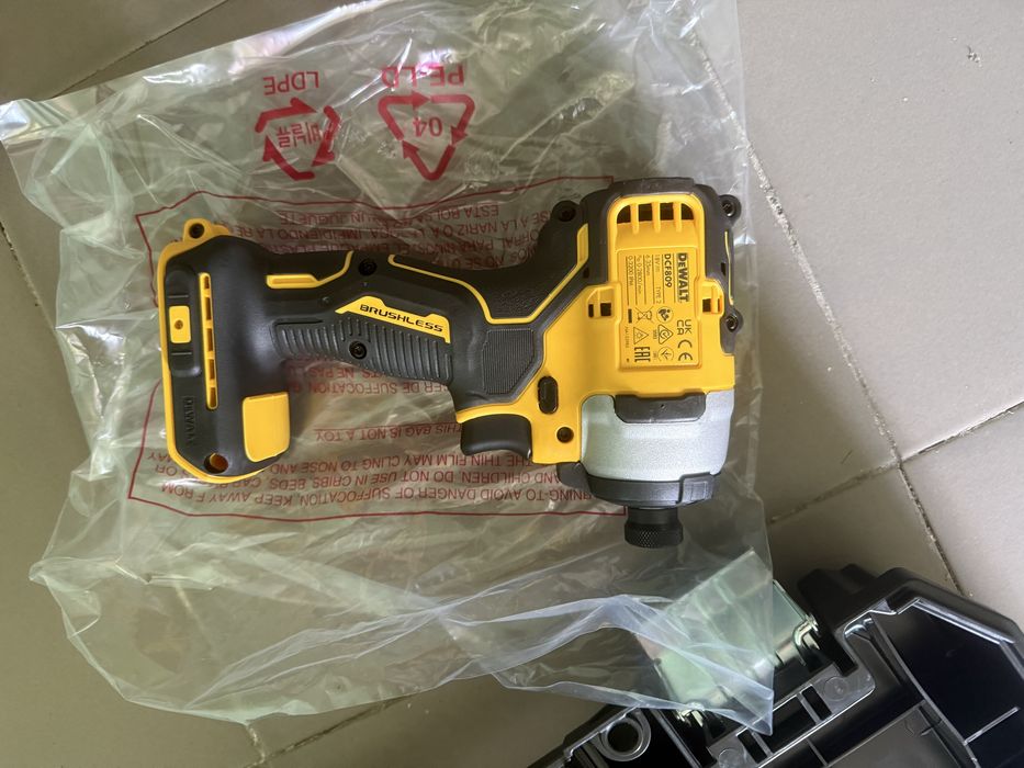 Impact driver dewalt