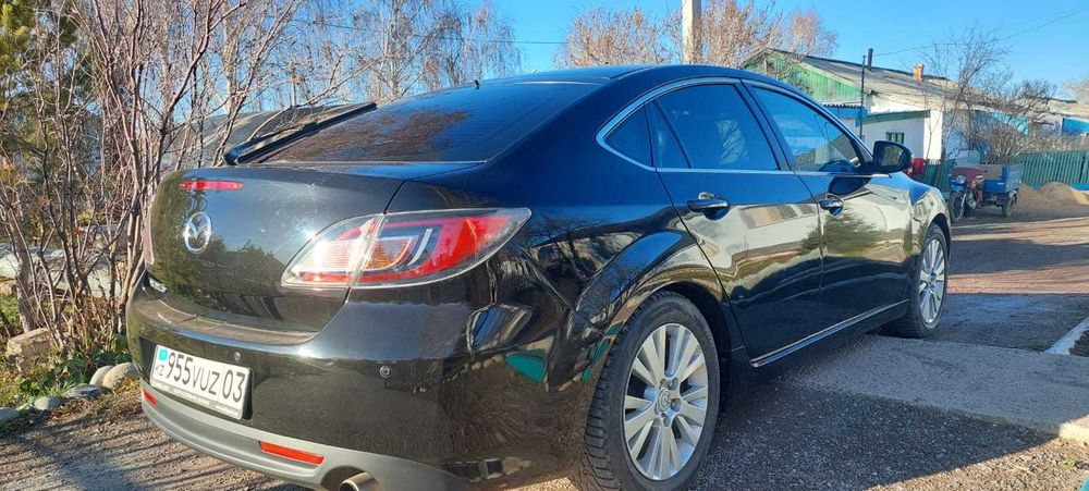 Mazda 6. Состояние хорошее, 2009 год