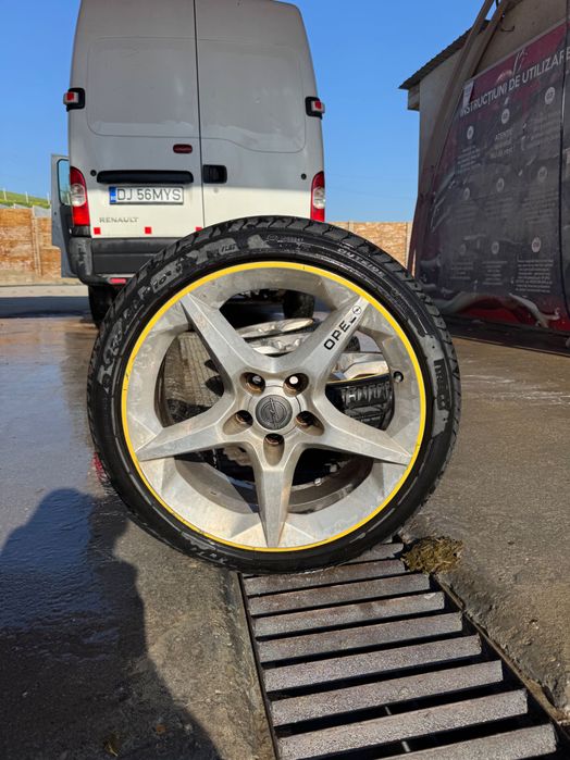 Vând jante Opel 225 40 R18