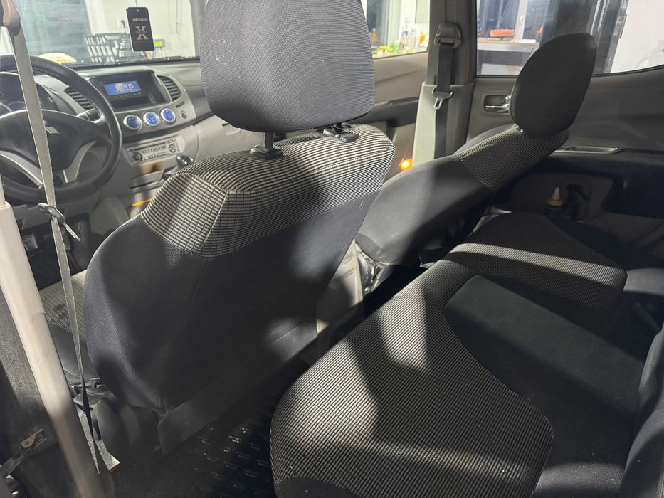 Mitsubishi L200  4x4 Troliu 6.5T  Webasto Hardtop omologat