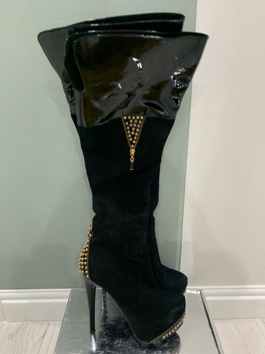 Продается сапоги