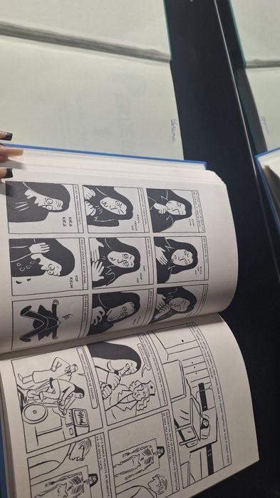 Persepolis volumele 1 si 2