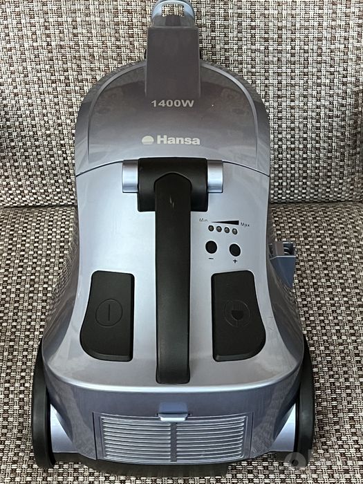 Пылесос Hansa HVC-519W