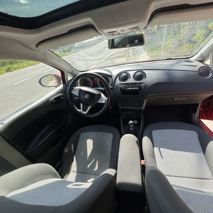 Se vinde! SEAT IBIZA ;1.4 Benzină; 2009 ;200000 km; 3300€ (negociabil)