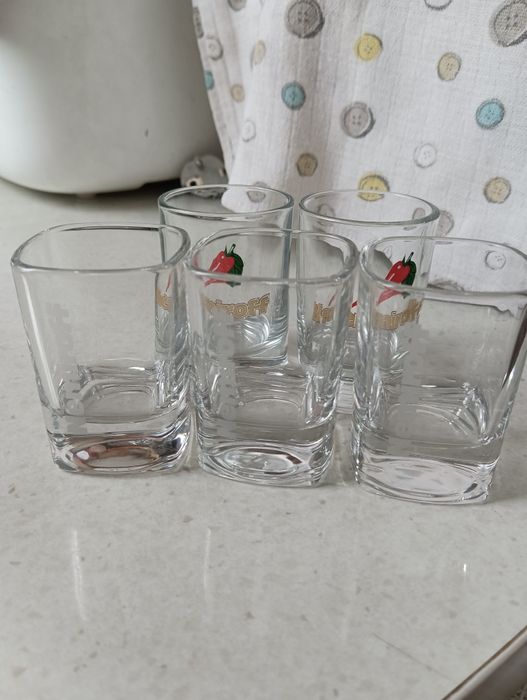 Продам.  рюмочки